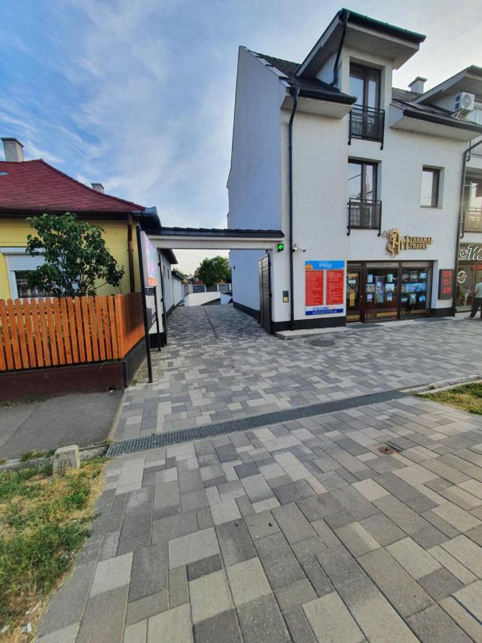 דירות Hajdúszoboszló Lexi Apartman מראה חיצוני תמונה